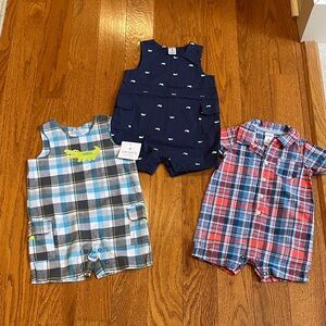 Carter’s Baby Boy size 6 months Bundle of 3 One Piece Rompers 1- New with Tags